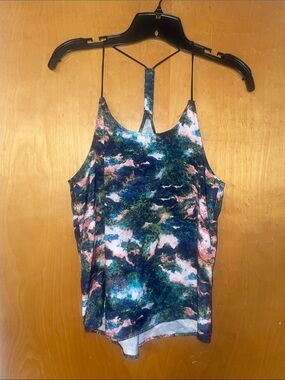 H&M tank top size 6